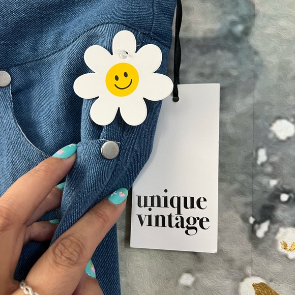 Unique Vintage | Light Indigo Denim Major’s Flare Jeans - Picture 8 of 9